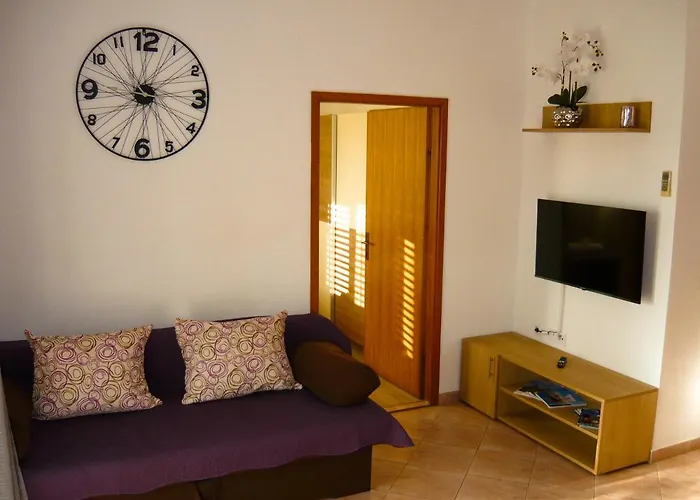 Mirela * Zaton (Zadar)